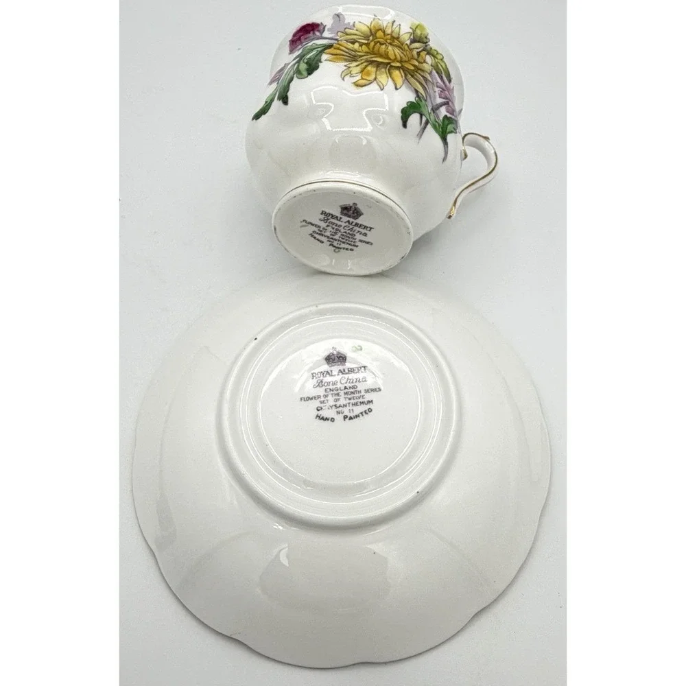 Royal Albert Flower of the Month Chrysanthemum Tea Cup Saucer Bone China England